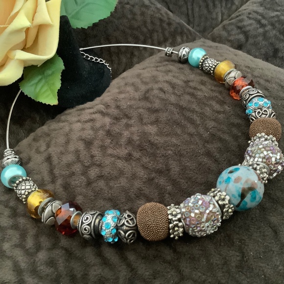 Vintage Style Silver Tone Necklace with Beads + extended chain - Picture 8 of 8